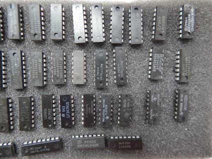Texas Instruments-+ National Semi 103 x IC Chips